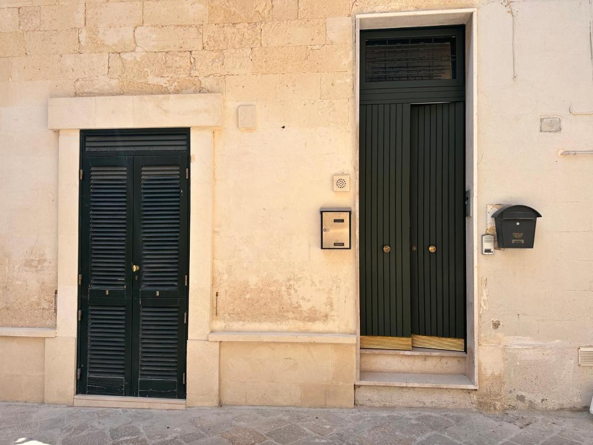 Coniger 4 Casa Vacanze In Centro Lecce Con Wi-Fi E Smart Tv 外观 照片